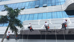 湖南郴州萬(wàn)寶國(guó)際新樓盤(pán)外墻真石漆施工案例